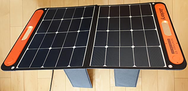Jackery SolarSaga60の展開方法