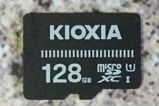 SDカード　KIOXIA EXCERIA BASIC128GB